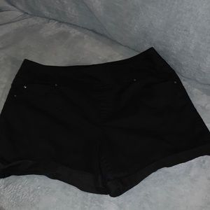 Black stretch shorts with front and back pockets